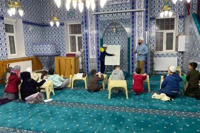 Kırka’da Ramazan neşesi: Camiler çocuklarla çiçek açtı