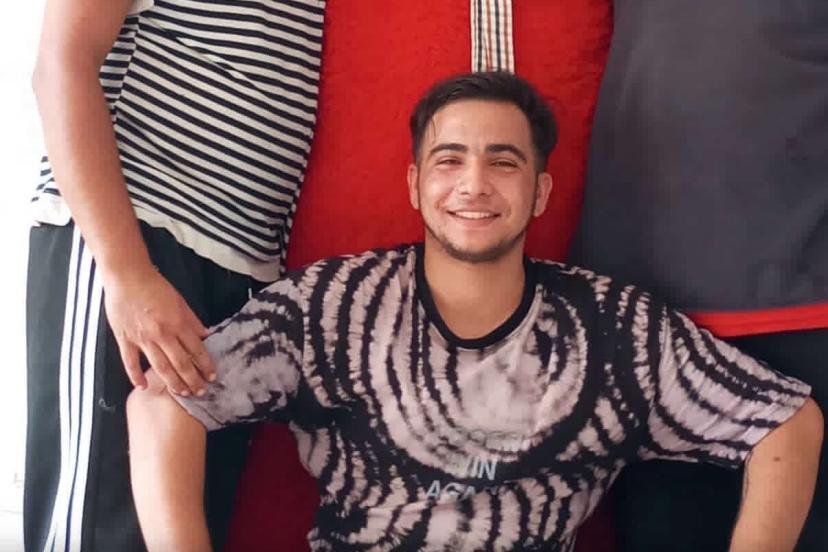 Kocaeli’de tribünden düşen genç taraftar hayatını kaybetti