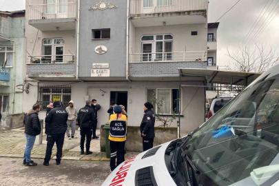 Komşuları ihbar etti, binadaki kötü koku ölümü ortaya çıkardı