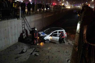 Kontrolden çıkan otomobil sulama kanalına düştü: 1 yaralı