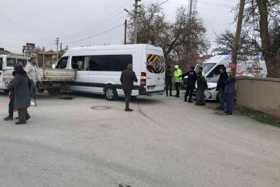 Konya’da okul servisi belediye aracı ile çarpıştı: 5 yaralı