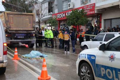 Kozan’da kamyonun çarptığı yaşlı adam hayatını kaybetti