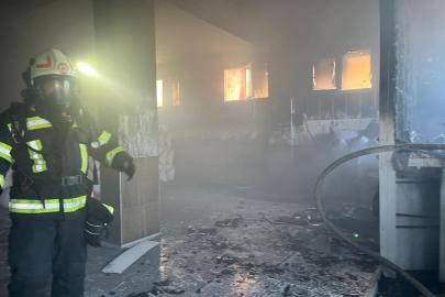 Kuruyemiş fabrikasında korkutan yangın