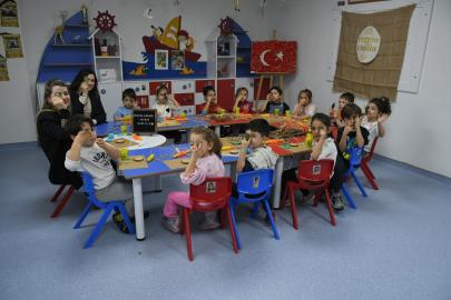 Kuşadası Belediyesi Çocuk Gelişim Merkezi geleceğe umut oluyor