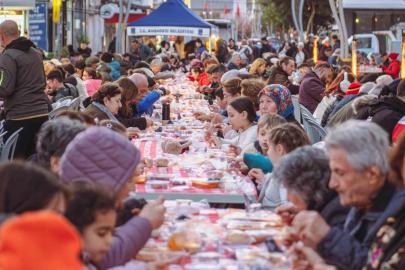 Kuşadası Belediyesi iftar günleri Güzelçamlı ile devam etti