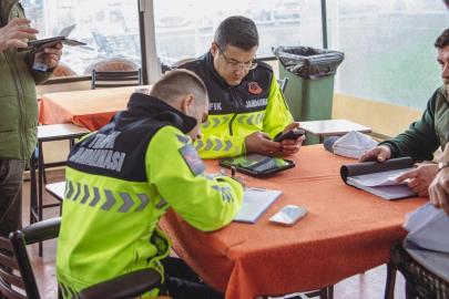 Kuşadası’nda okul servisleri denetlendi