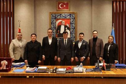 Kütahya Belediye Başkanı Eyüp Kahveci, Kütahya Galatasaraylılar Derneği yönetimini ağırladı