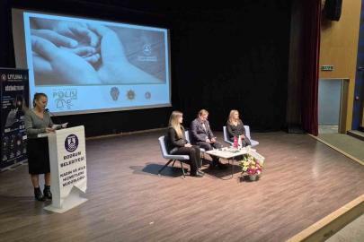 Madde bağımlılığıyla mücadele paneli düzenlendi