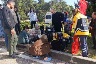 Manavgat’ta motorlu bisiklet takla attı: 1’i ağır 2 yaralı