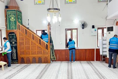 Manisa’da denetimli serbestlik yükümlülerinden camilere ’Ramazan’ bakımı