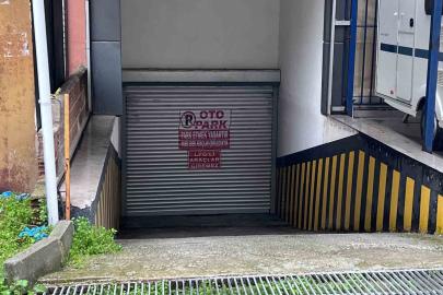 Manisa’da otopark girişinde bir kişi ölü bulundu