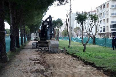 Menteşe Atatürk Bulvarında yürüyüş ve bisiklet yolları yenileniyor