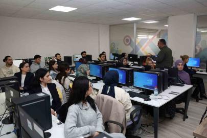 Mersin’de gençler eğitimden istihdama doğrudan yönlendirilecek