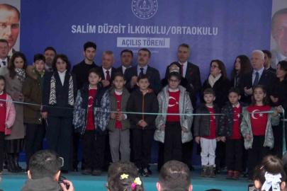 Milli Eğitim Bakanı Tekin: "Cumhurbaşkanımızın liderliğinde eğitim-öğretim süreçlerine çok yoğun bir biçimde katkı verdik"