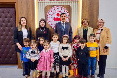 Minik öğrencilerden Kaymakam Güngör’e anlamlı ziyaret