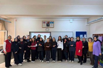 Mum atölyesi liselileri etkiledi