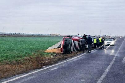 Muratlı’da kamyon devrildi