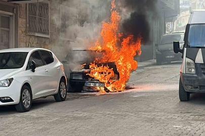 Nevşehir’de park halindeki otomobil yandı