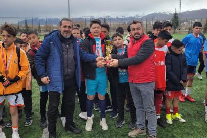 Okul Sporları Yıldız Erkekler Futbol İl Birinciliği tamamlandı