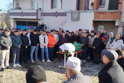 Okul yolunda ölen 5 yaşındaki Güneş toprağa verildi