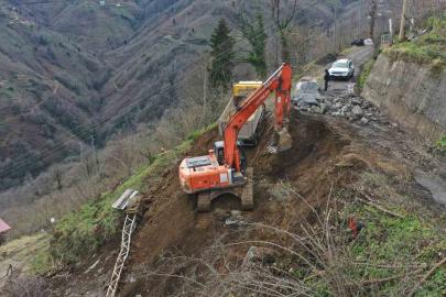 Ordu’da eriyen kar suları heyelanlara neden oldu
