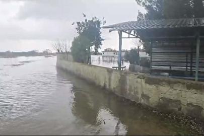 Osmaniye’de afet konutlarına su dolmasının nedeni menfez yıkımı