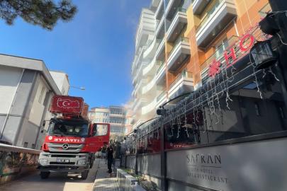 Otel yangınında mahsur kalan 8 kişi kurtarıldı