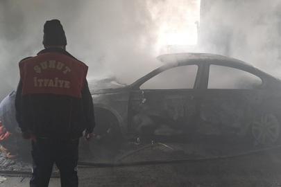 Otomobil yangını paniğe neden oldu