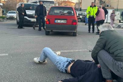 Otomobille çarpışan motosikletin sürücüsü yaralandı