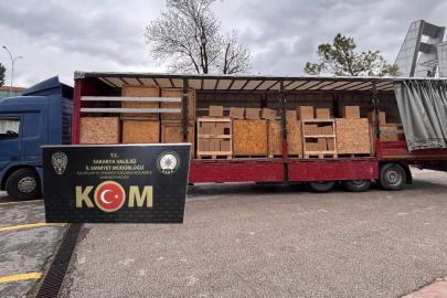 Otoyolda durdurulan tırdan 3 milyon 600 adet boş makaron yakalandı