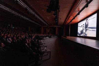 Özdemir Bayraktar’ın yaşam öyküsü belgesel oldu
