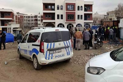 Paralarını alamadıklarını iddia eden işçiler eylem yaptı