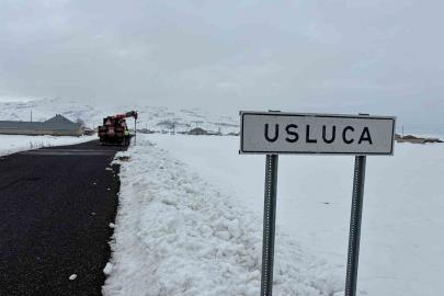 Patnos’ta trafik levhalarına düzenleme
