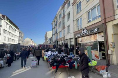 Pazar engelini aşamayan itfaiye, yangına ulaşmakta güçlük çekti