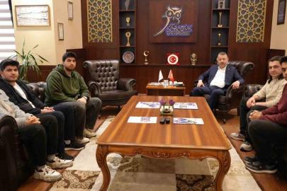 Rektör Kırışık Evrenos takımı ile bir araya geldi