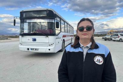 Sadece direksiyon değil, aynı zamanda aracın bakımları da ona emanet