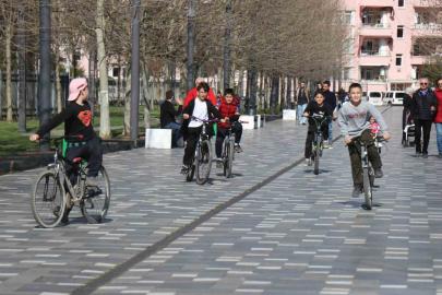 Sakarya’da şubat ayında bahardan kalma günler yaşanıyor