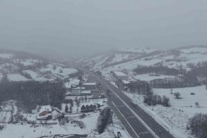 Samsun’da yüksek kesimler beyaza büründü