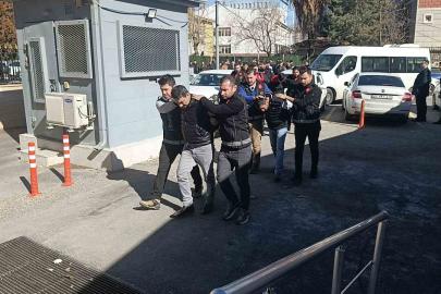 Şanlıurfa’da kuyumcu soygununda 6 şüpheli adliyeye sevk edildi