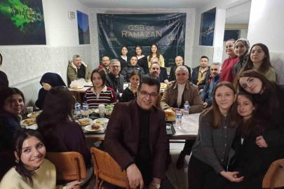Şaphane’de gençlerle iftar buluşması