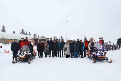 Şehit aileleri ve çocukları karın tadını jandarma ekipleriyle çıkardı