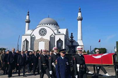 Şehit Astsubay Kıdemli Başçavuş memleketinde son yolculuğuna uğurlandı