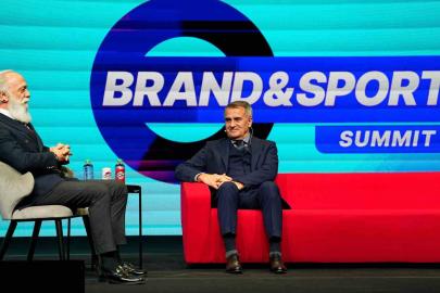 Şenol Güneş: "Galatasaray - Fenerbahçe rekabeti öne çıkıyor, bu iki takıma da zarar veriyor"