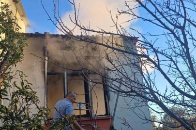 Serik’te ev yangını: Yaşlı kadın hayatını kaybetti