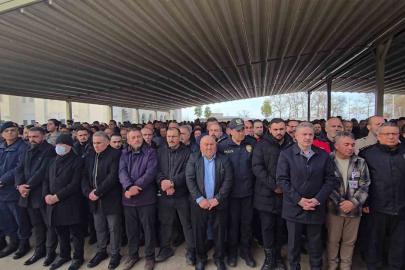 Silahını temizlerken hayatını kaybeden polis memuru Zonguldak’ta son yolculuğuna uğurlandı