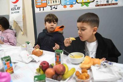 Sındırgı’da Geleneksel Çocuk İftarı gerçekleşti