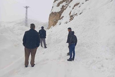 Şirvan’da yolda kalan araçlar kurtarıldı