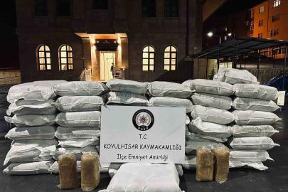 Sivas’ta 1 ton 337 kilo kaçak tütün ele geçirildi