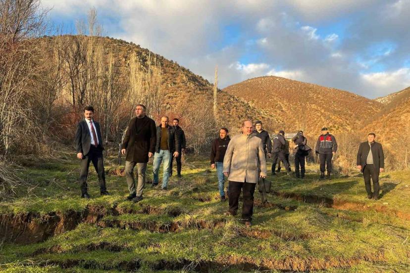 Sivas’ta heyelan paniği