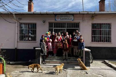 "Sobada Çay, Sevgide İlmek" Projesi minik yürekleri ısıttı